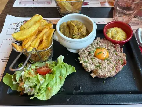 restaurant traditionnel à Le Mans - image 4